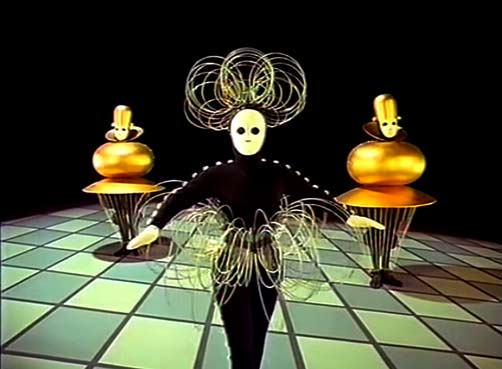 Bauhaus das-Triadische-Ballet