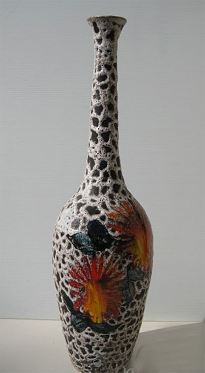 La RoueVery tall and elegant Vase by the La Roue studio Vallauris. Glazed with a Lava type Glaze with enamelled floral decor.